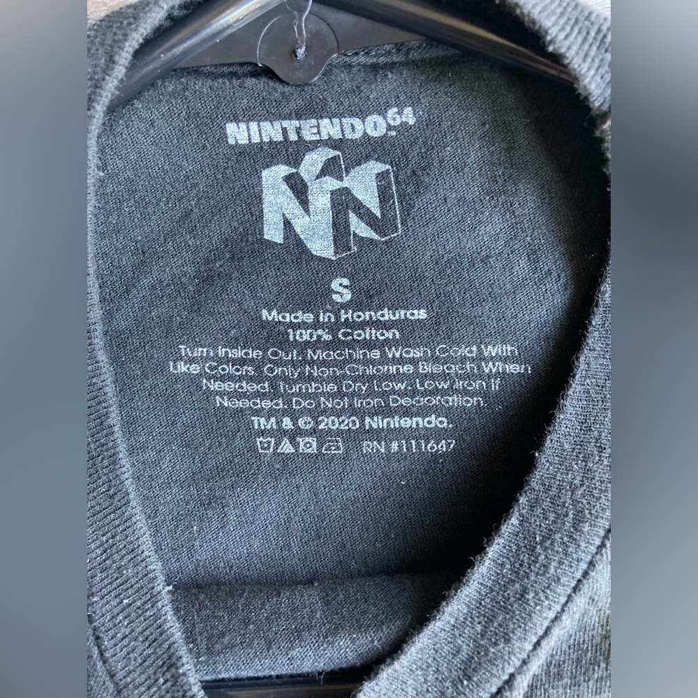 100% Cotton Nintendo 64 Small T-shirt Black - Picture 3 of 4